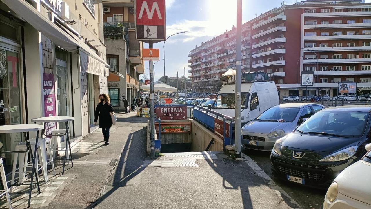 Appartamento Casa Mia Metro A NUOVO Roma Esterno foto