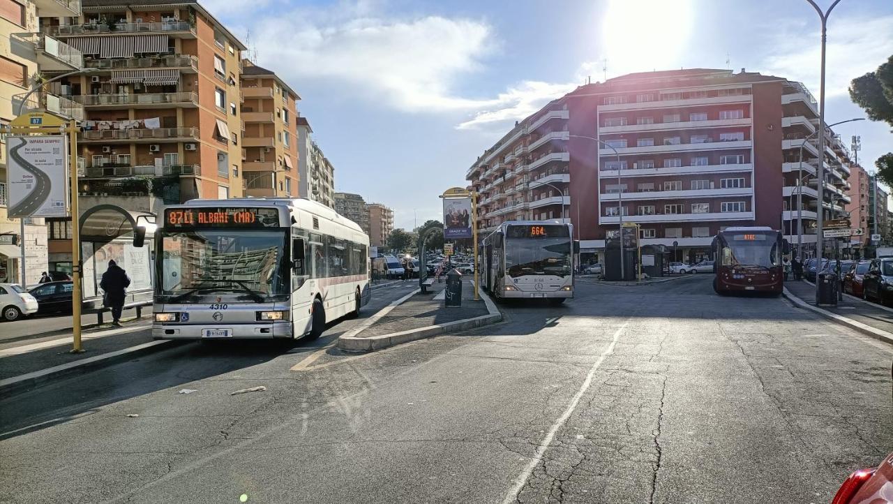 Appartamento Casa Mia Metro A NUOVO Roma Esterno foto